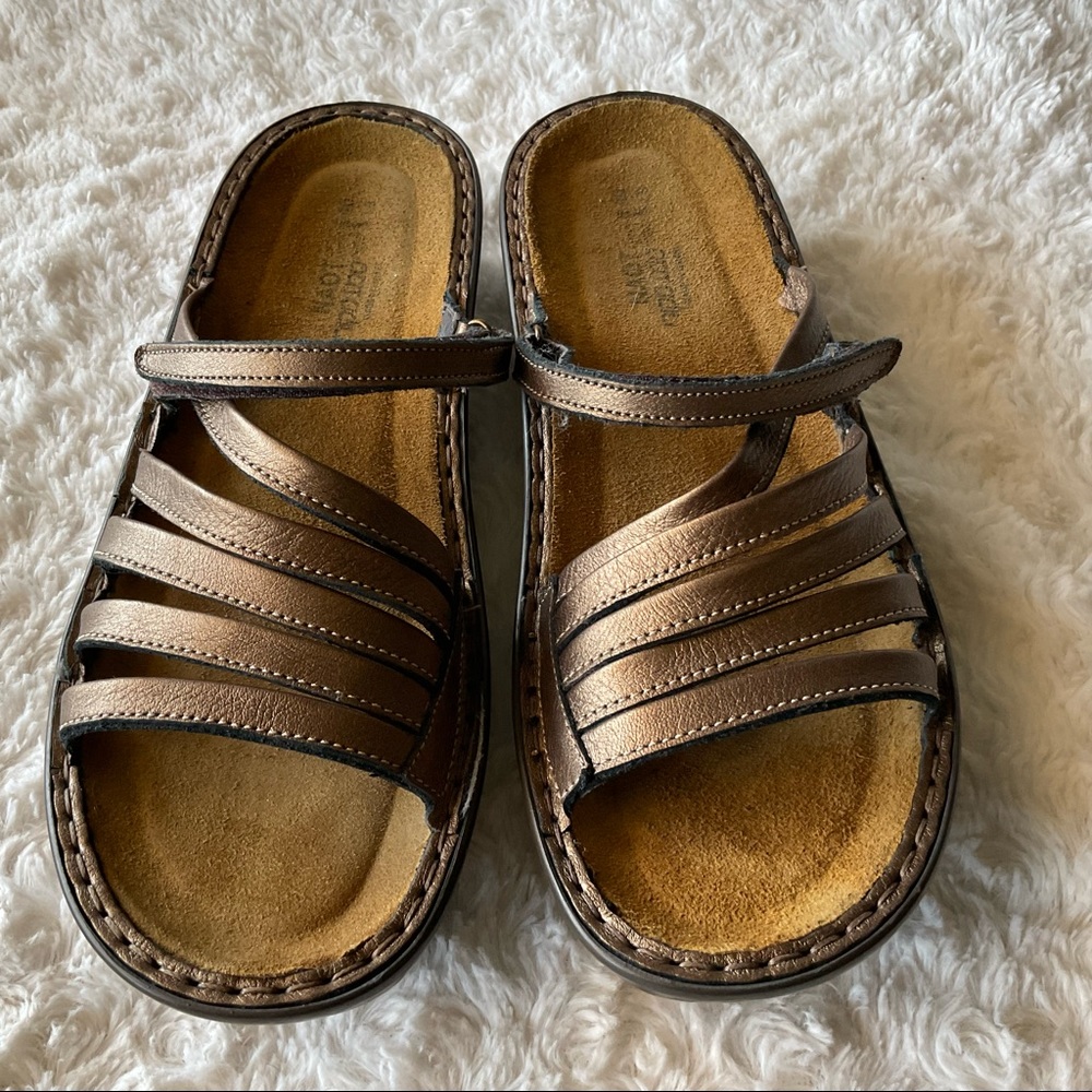 Naot Strappy Comfort Wedge Slide Sandals Size 40